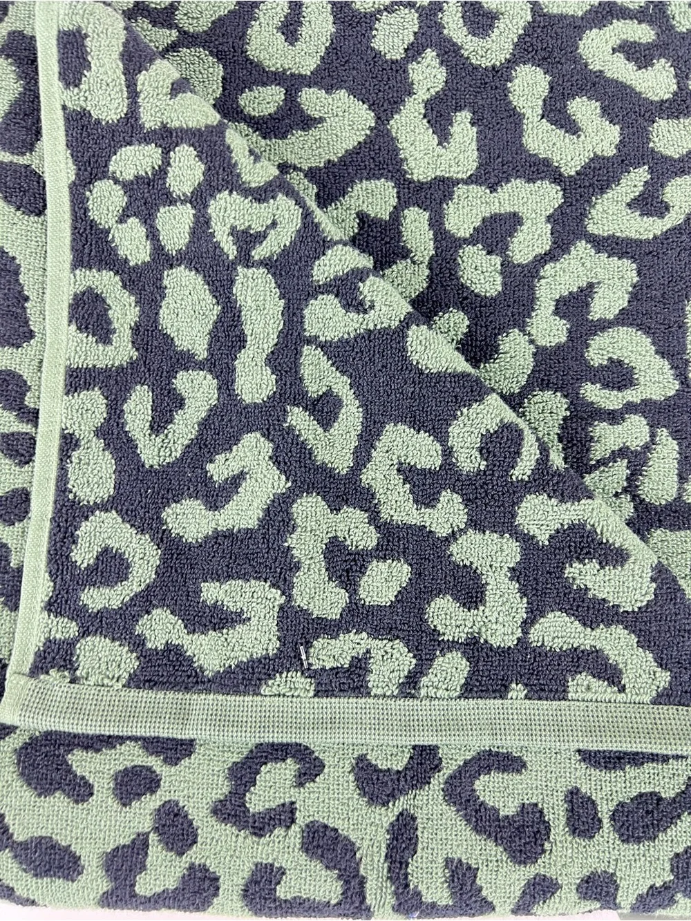 Tahari Home Bath Towel Set Green Black Leopard Print Soft 100% Cotton 8 Pc NEW
